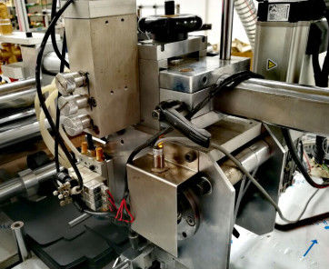 Gift Paper Gluing Machine ISO9001 Box Positioning Paste Untuk Kotak Kaku