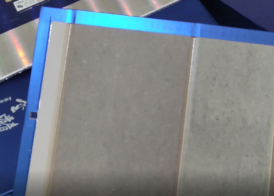 Mesin Lipat Kotak Hardboard Mesin Pembuat Penutup Ponsel Otomatis Sepenuhnya