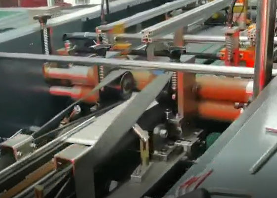 Mesin Lipat Kotak Hardboard Mesin Pembuat Penutup Ponsel Otomatis Sepenuhnya